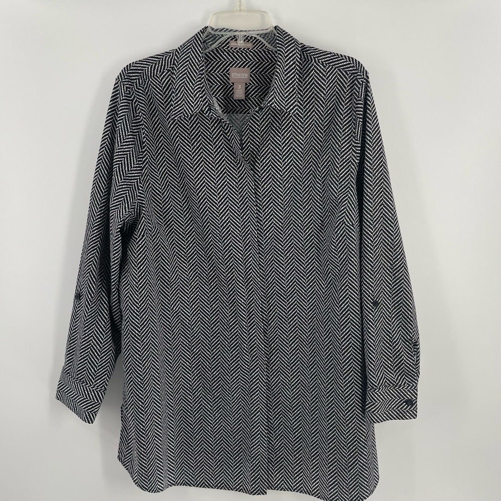 Chico’s Black White Chevron Wrinkle Resistant 3/4 Tab Sleeve Button Blouse Top